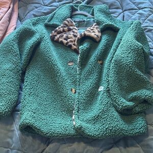 Green Jacket with Leopard Print Collar
